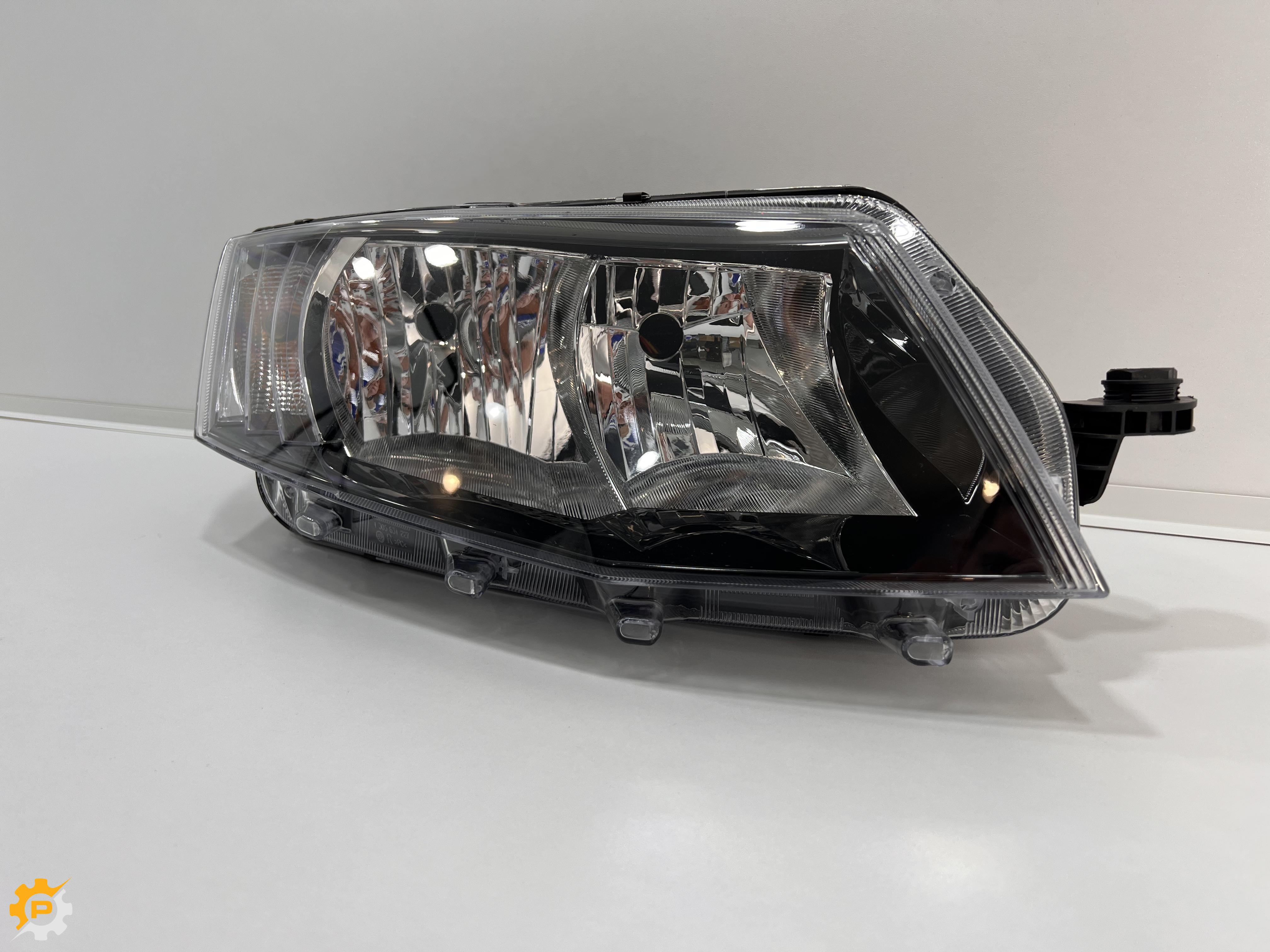 Headlamp, RH