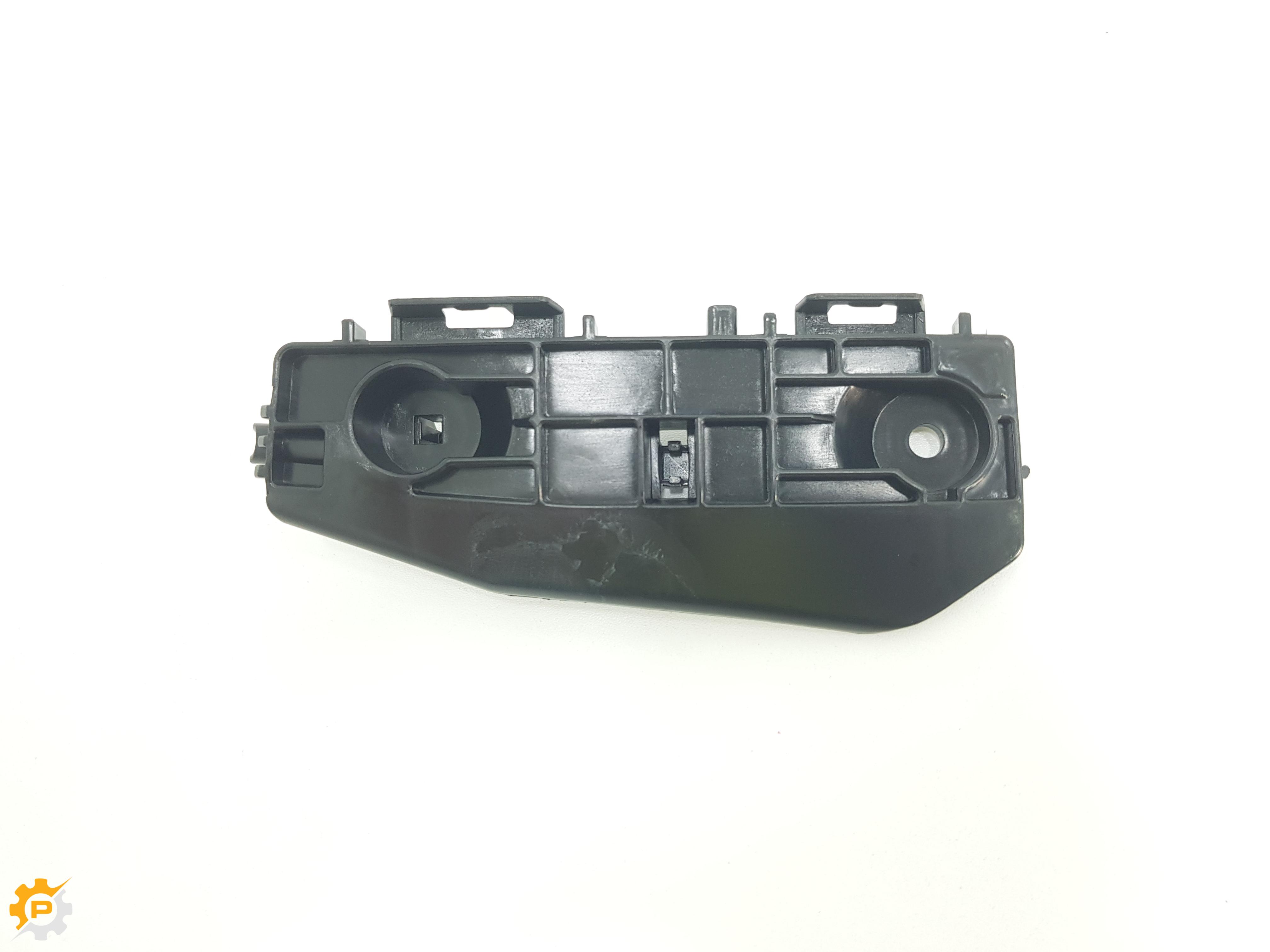 Bumper Bracket, FR RH