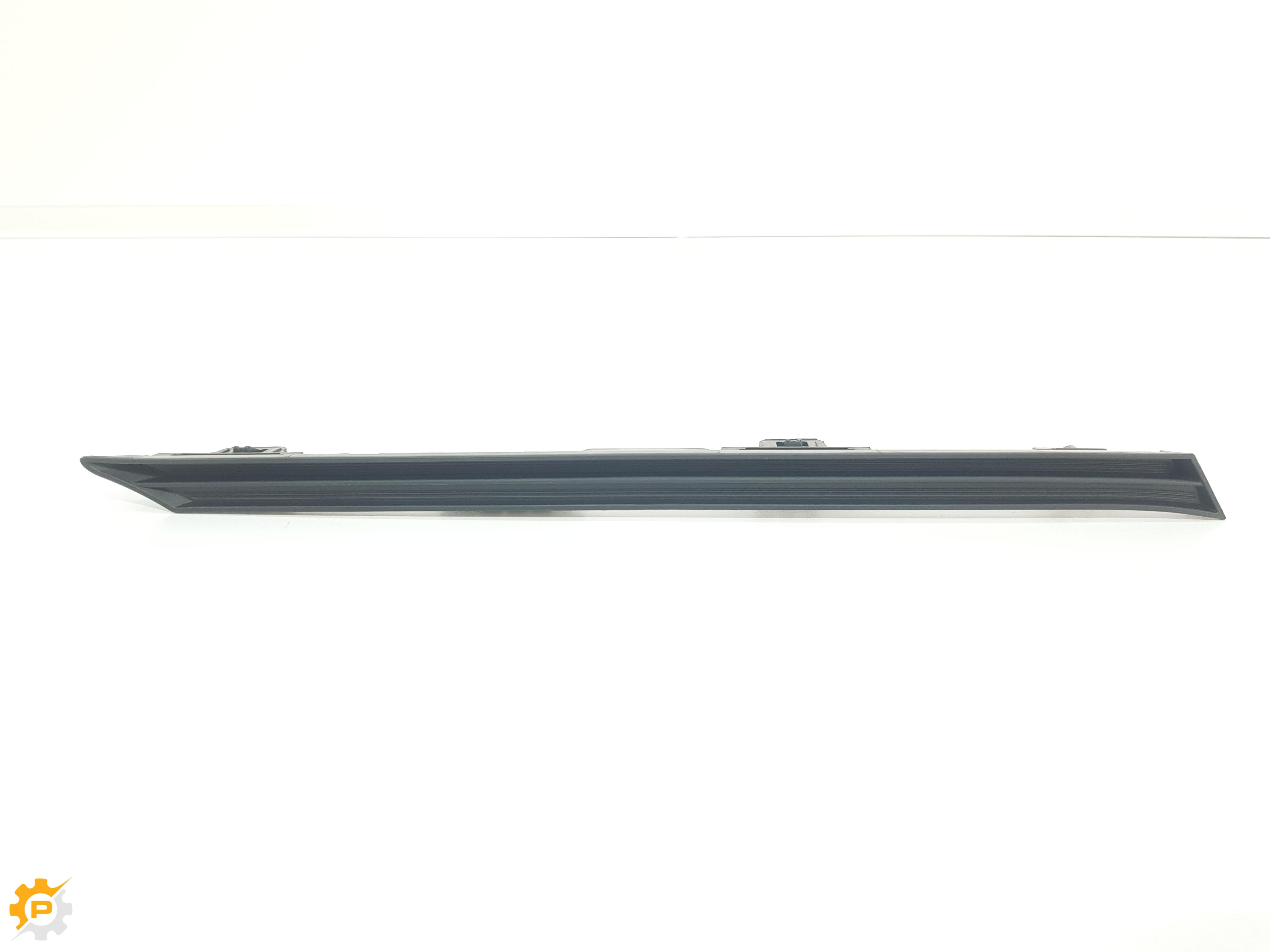 FR Bumper, Molding