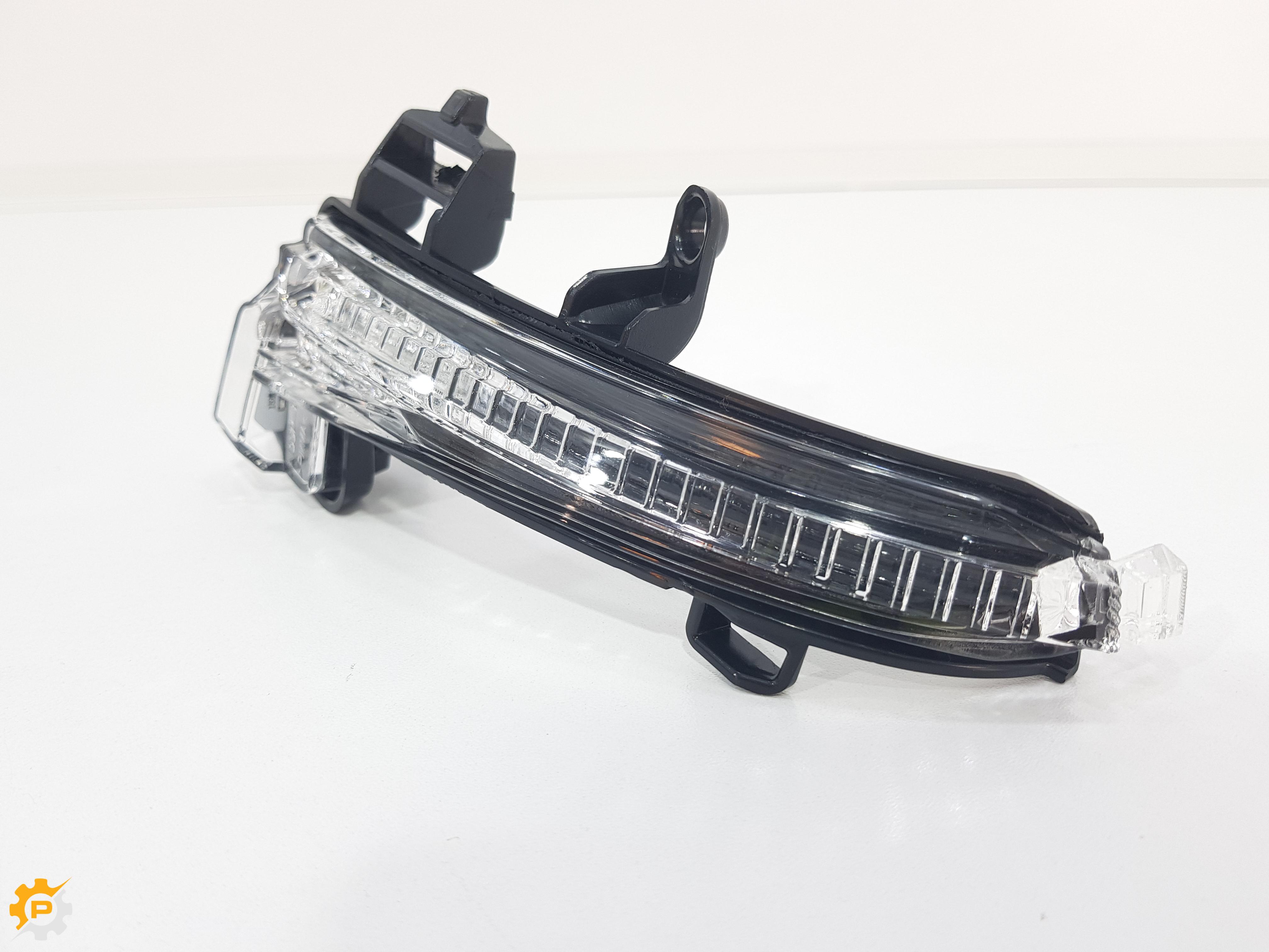 Mirror, Outer - RH, Turn Signal