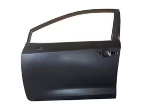 Передняя левая дверь