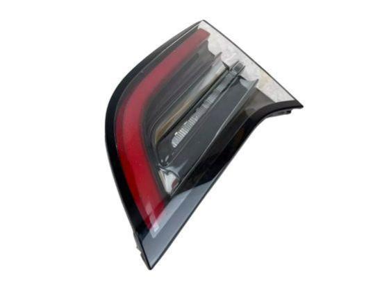 საბარგულის ფარი, მარჯვენა