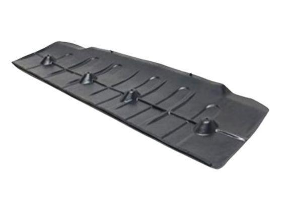 Передний бампер