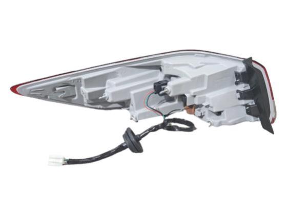 უკანა ფარი, მარჯვენა