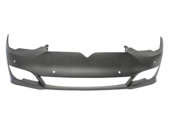 Передний бампер