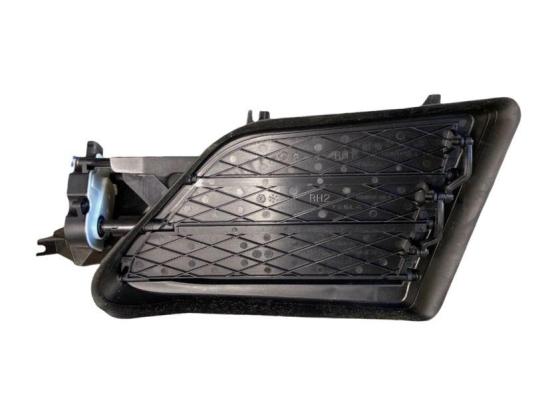 Передний бампер