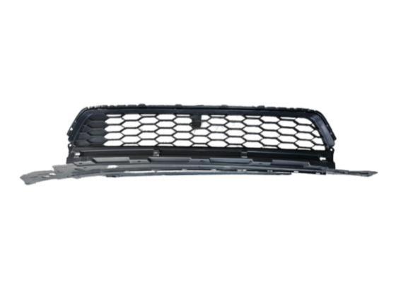 Передний бампер